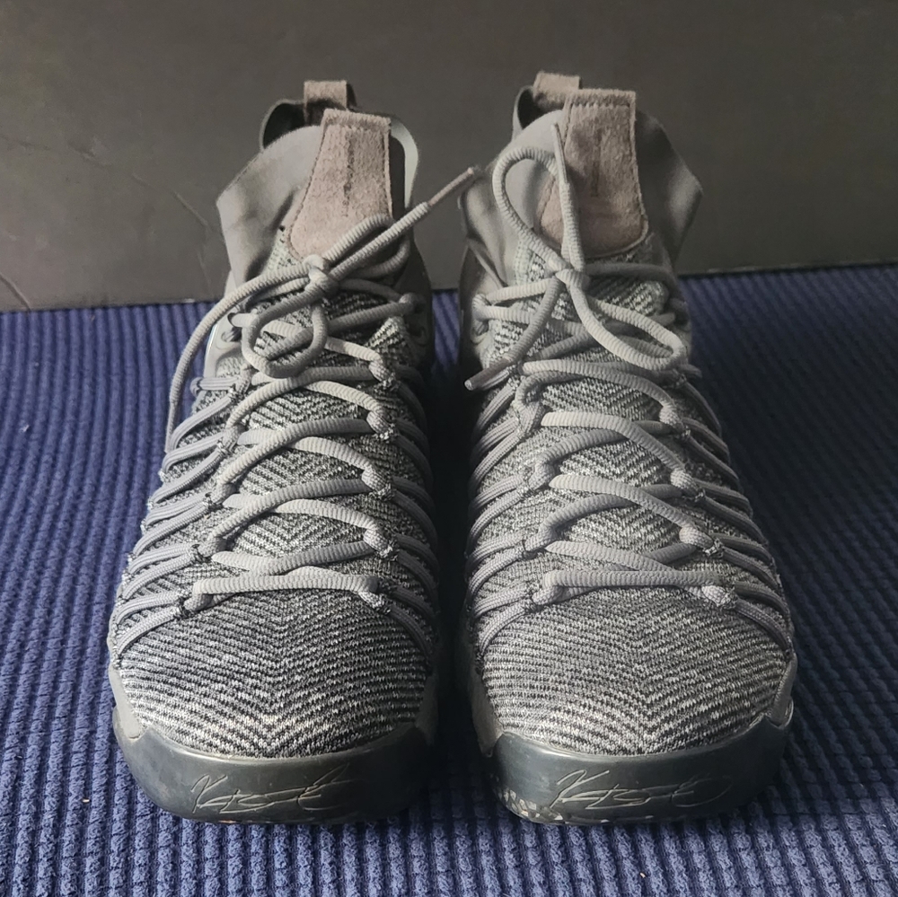 Nike KD'S Sneakers